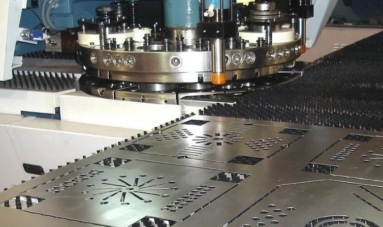 PUNCIONADEIRA CNC